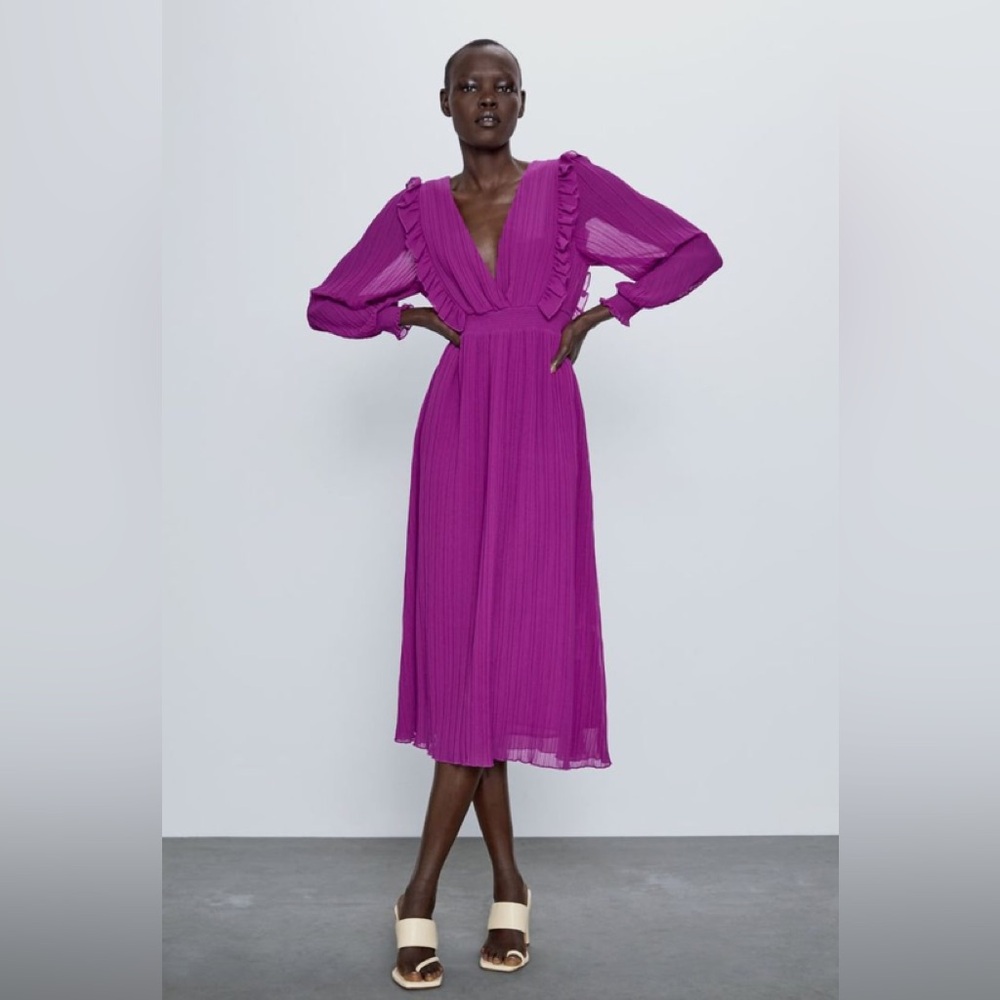 ✨ZARA woman purple pleated dress NWOT✨